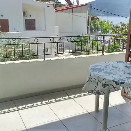 Haus Pigadi * Pteleós