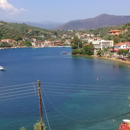 Haus Pigadi Pteleós